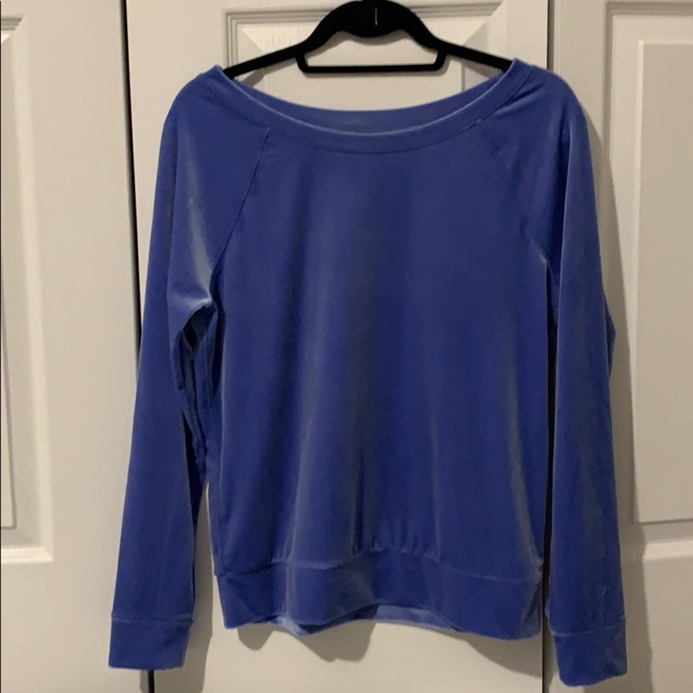 AERIE VELOUR PULLOVER